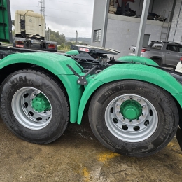 DAF - XF - 2023/2023 - Verde - Sob Consulta