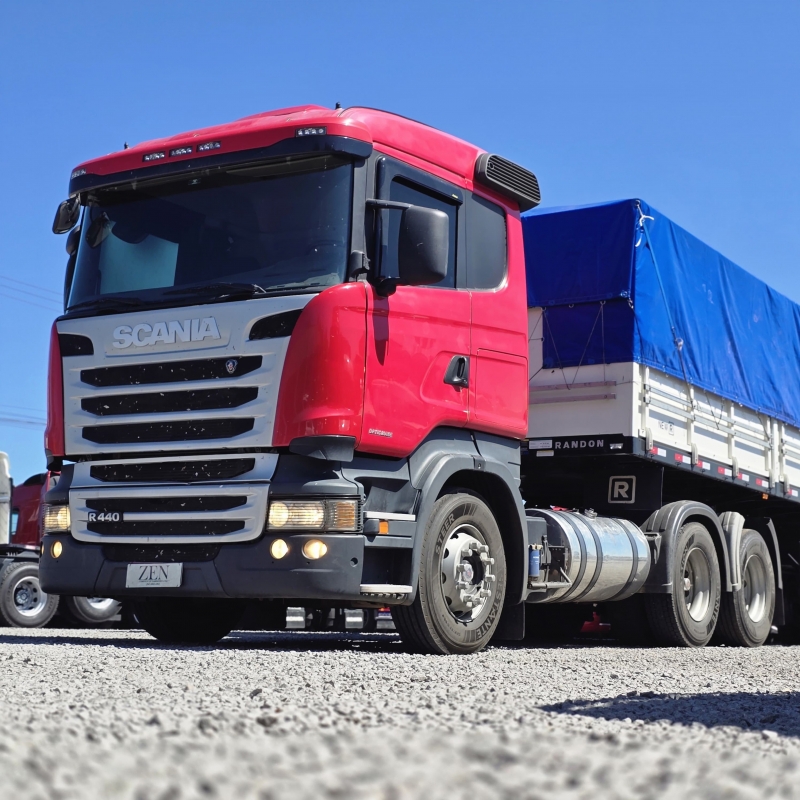 SCANIA - R-440 - 2013/2014 - Vermelha - Sob Consulta