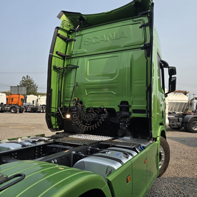 SCANIA - R-500 - 2023/2024 - Verde - Sob Consulta