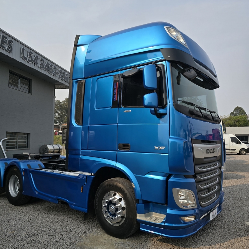 DAF - XF - 2022/2023 - Azul - Sob Consulta