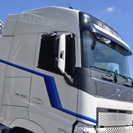 VOLVO - FH - 2022/2022 - Branca - Sob Consulta