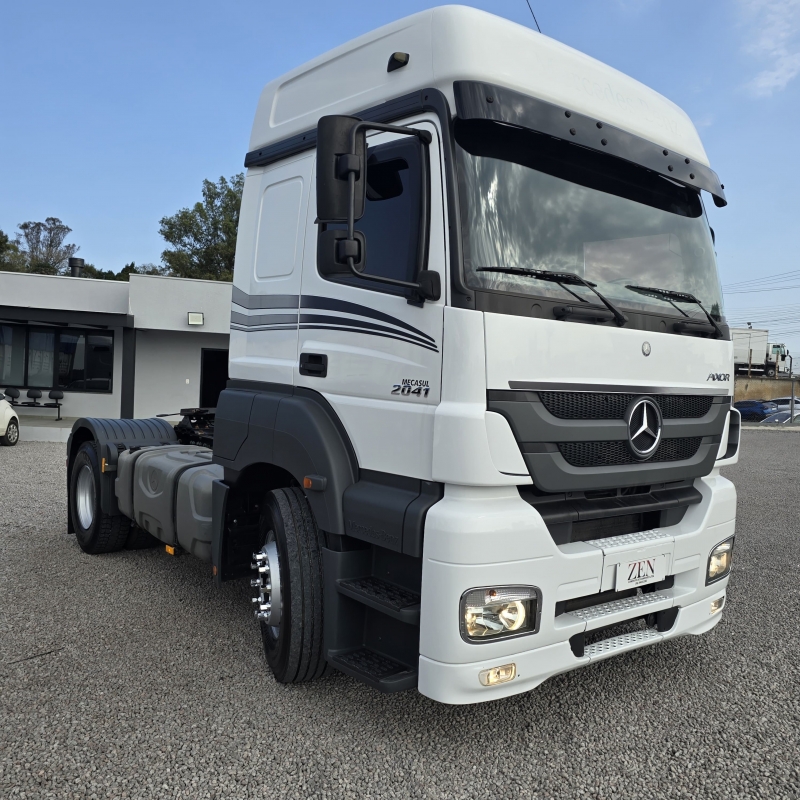 MERCEDES-BENZ - AXOR 2041 - 2018/2019 - Branca - Sob Consulta