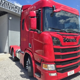 SCANIA - R-450 A6X2 - 2020/2021 - Vermelha - Sob Consulta